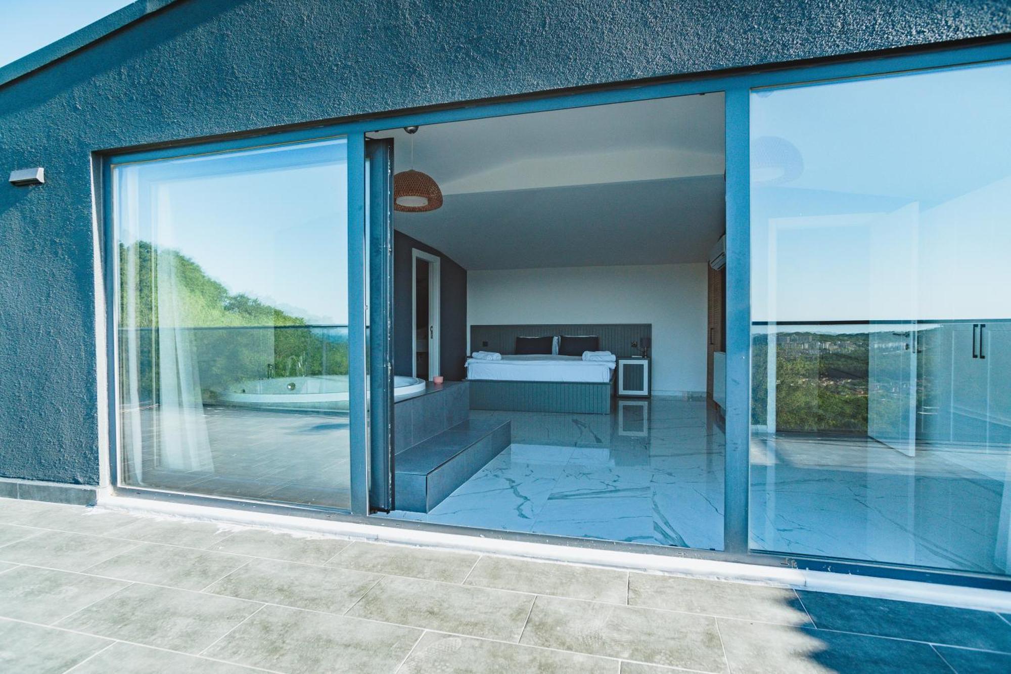 Royal Blue Istanbul - Luxury Villas Exterior photo